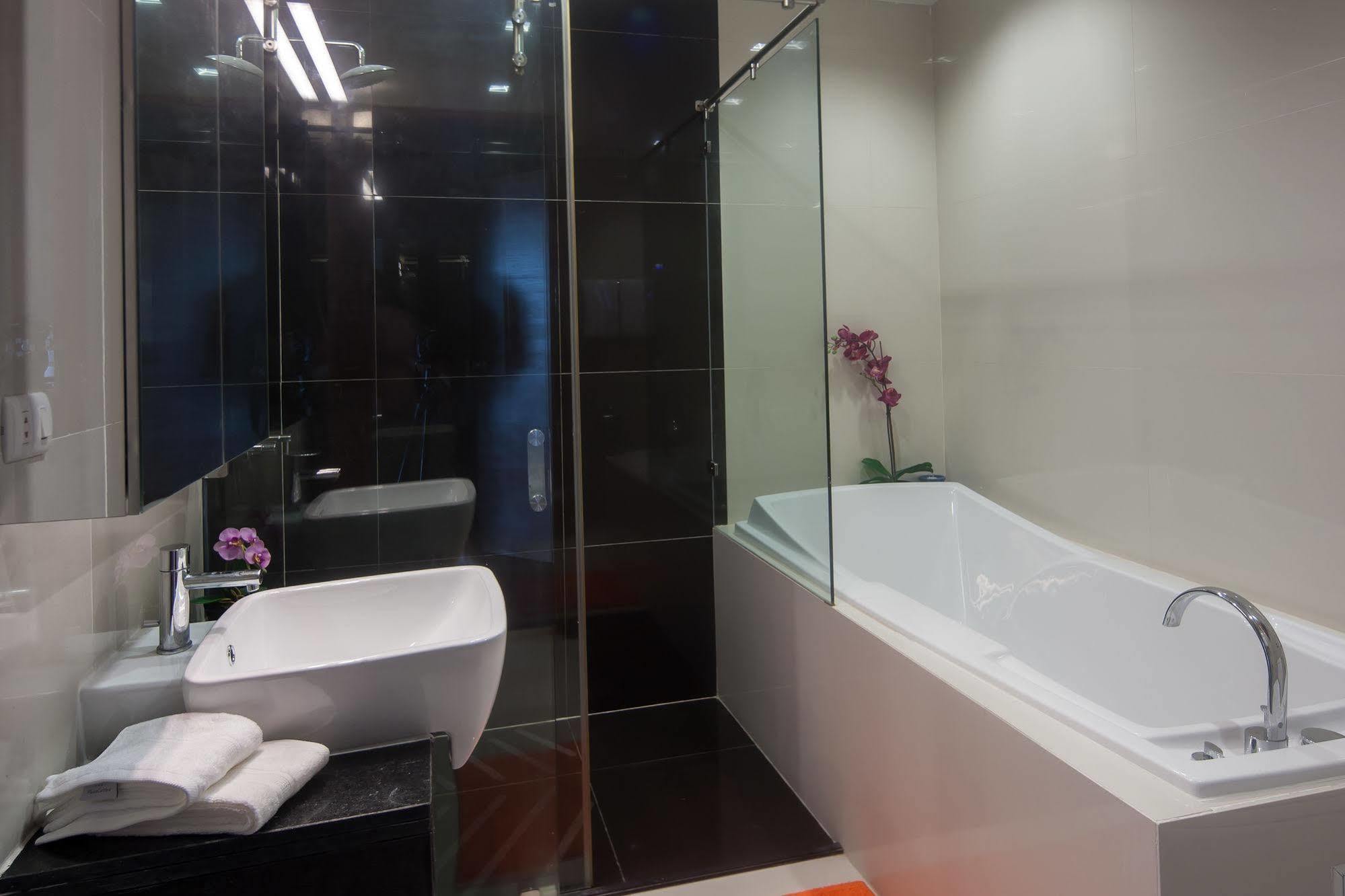 Musselana Condominium Pantai Jomtien Luaran gambar