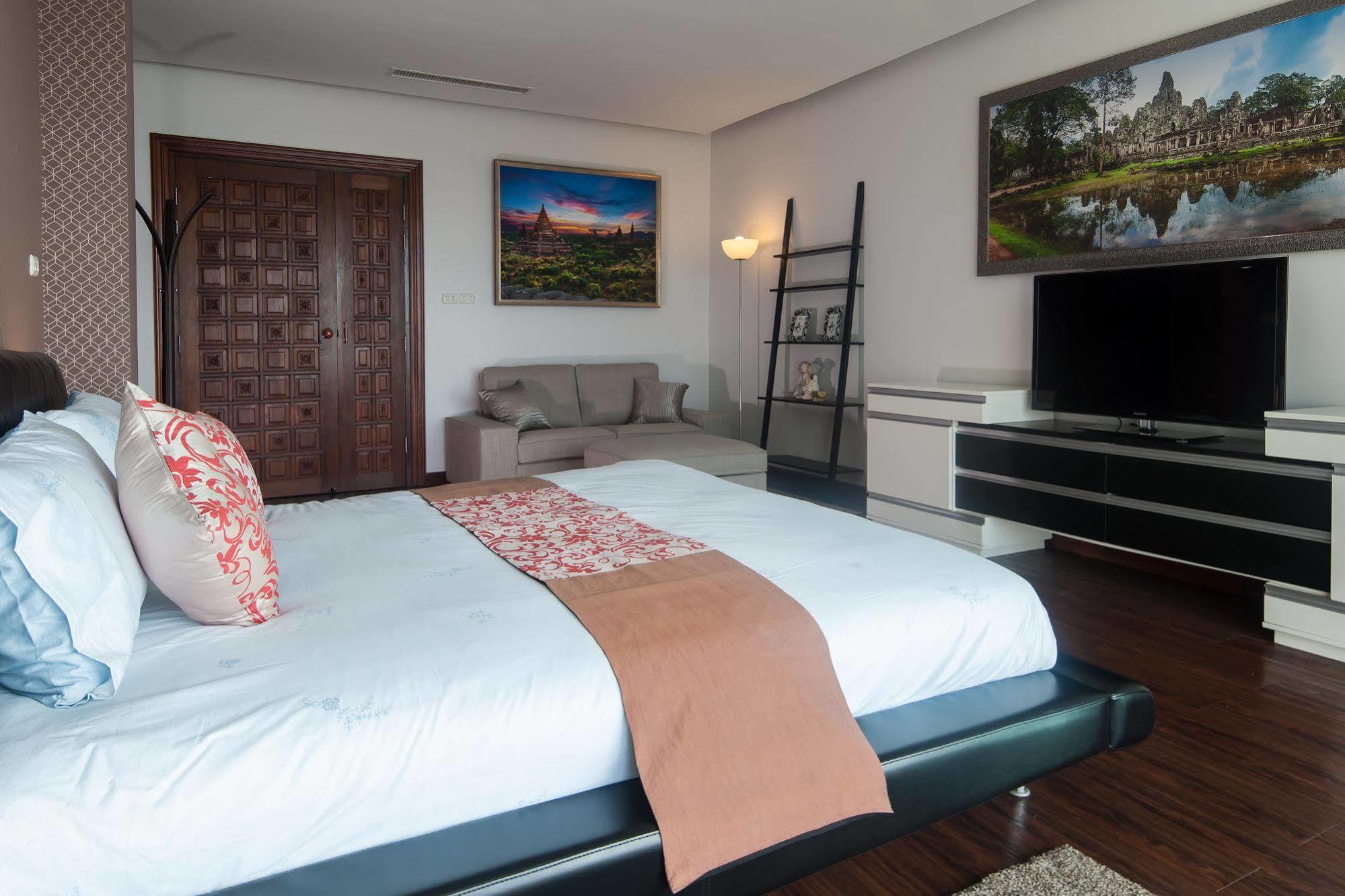 Musselana Condominium Pantai Jomtien Luaran gambar