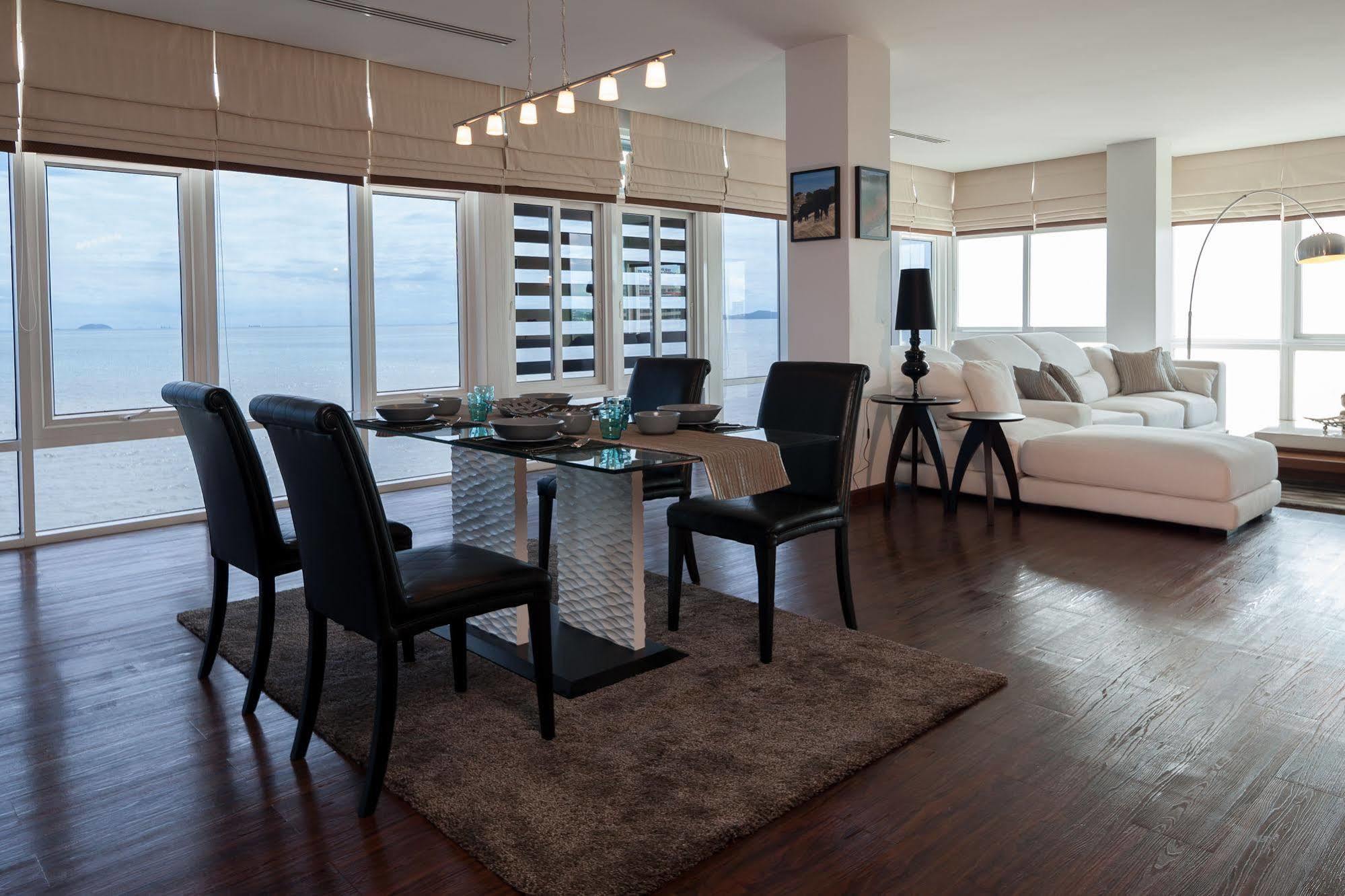 Musselana Condominium Pantai Jomtien Luaran gambar