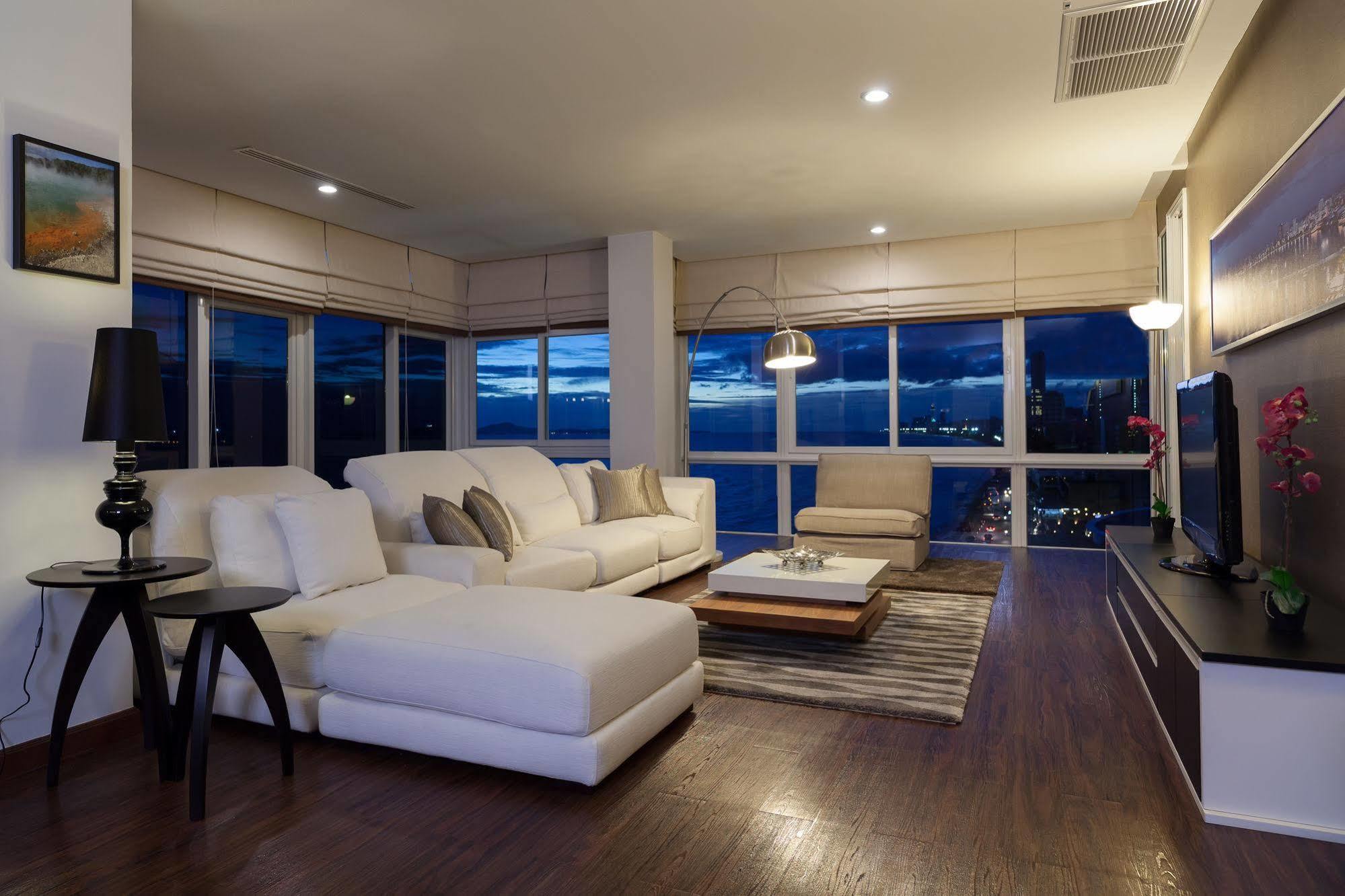 Musselana Condominium Pantai Jomtien Luaran gambar