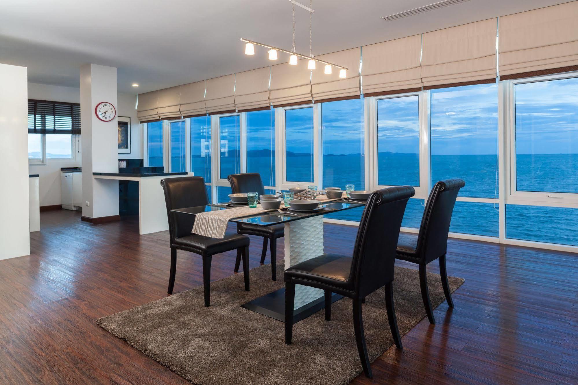 Musselana Condominium Pantai Jomtien Luaran gambar
